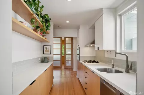 Kitchen - 121 Lower Ter, San Francisco, CA 94114 photo 2 of 2