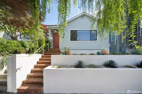 121 Lower Ter, San Francisco, CA 94114