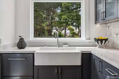 Kitchen - 225 Ashton Ave, San Francisco, CA 94112 photo 4 of 6