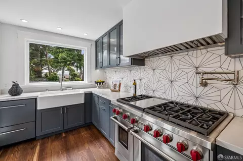 Kitchen - 225 Ashton Ave, San Francisco, CA 94112 photo 5 of 6