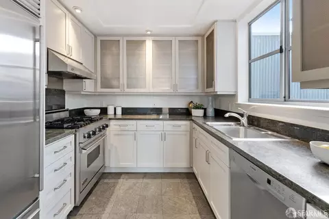 Kitchen - 15 Lucerne St #B, San Francisco, CA 94103 photo 2 of 2