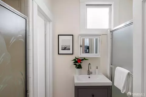 Bath - 535 40th Ave, San Francisco, CA 94121 photo 1 of 5