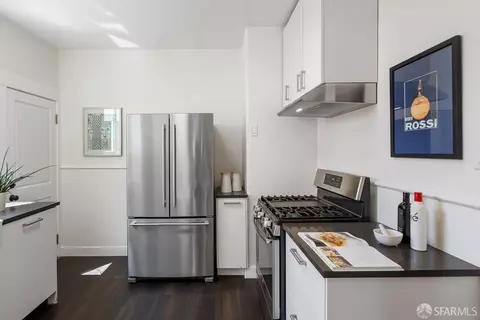 Kitchen - 535 40th Ave, San Francisco, CA 94121 photo 2 of 4