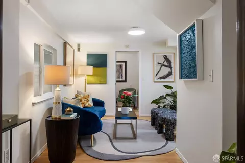 Entry Way - 535 40th Ave, San Francisco, CA 94121 photo 6 of 7