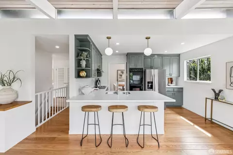 Kitchen - 36 Turquoise Way, San Francisco, CA 94131 photo 3 of 4