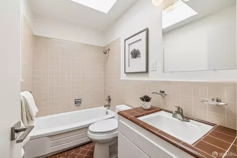 Bath - 36 Turquoise Way, San Francisco, CA 94131 photo 3 of 3
