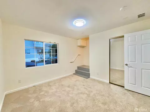 Bedroom - 801 Vienna St, San Francisco, CA 94112 photo 15 of 17