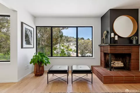 Living - 834 Congo St, San Francisco, CA 94131 photo 2 of 2