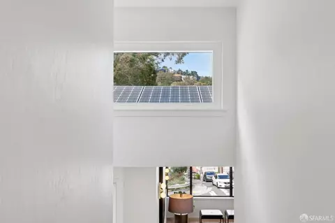 Entry Way - 834 Congo St, San Francisco, CA 94131 photo 6 of 6