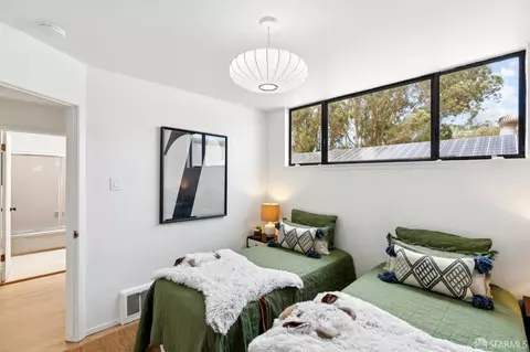 Bedroom - 834 Congo St, San Francisco, CA 94131 photo 6 of 8