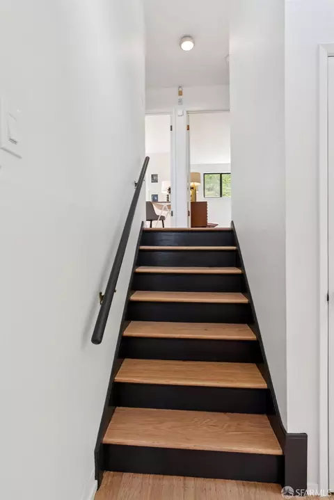 Entry Way - 834 Congo St, San Francisco, CA 94131 photo 5 of 6
