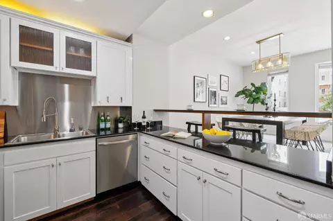 Kitchen - 2918 Van Ness St #1, San Francisco, CA 94109 photo 3 of 4