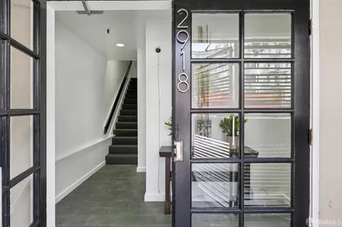 Entry Way - 2918 Van Ness St #1, San Francisco, CA 94109 photo 1 of 2