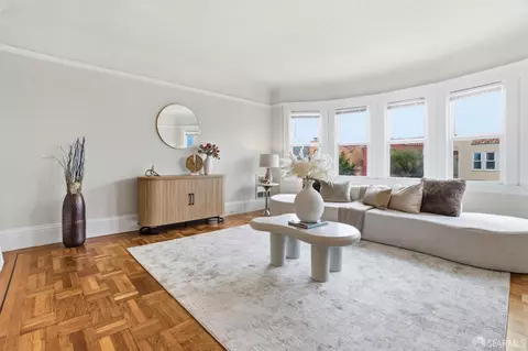 Living - 1459 45th Ave, San Francisco, CA 94122 photo 3 of 4