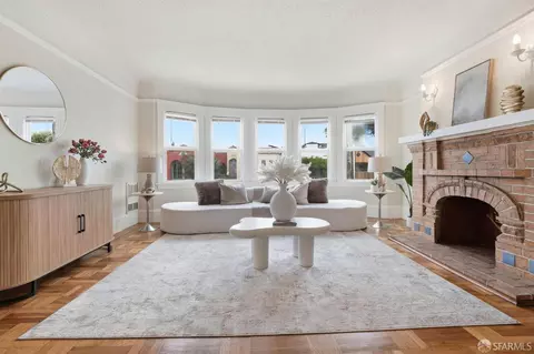 Living - 1459 45th Ave, San Francisco, CA 94122 photo 2 of 4