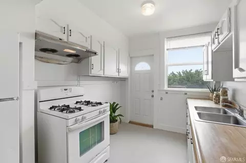 Kitchen - 1459 45th Ave, San Francisco, CA 94122 photo 2 of 3