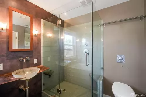 Bath - 1550 5th St, Concord, CA 94519 photo 3 of 4