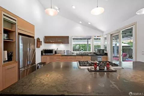 Kitchen - 1550 5th St, Concord, CA 94519 photo 6 of 8