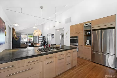 Kitchen - 1550 5th St, Concord, CA 94519 photo 3 of 8