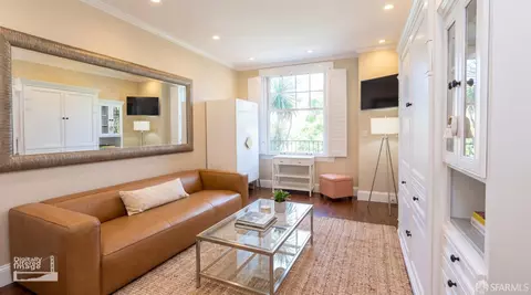 1201 California St #206, San Francisco, CA 94131