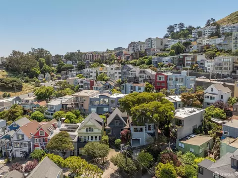 View/Area - 4789 19th St, San Francisco, CA 94114 photo 2 of 2