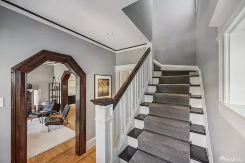 Entry Way - 4789 19th St, San Francisco, CA 94114 photo 5 of 6