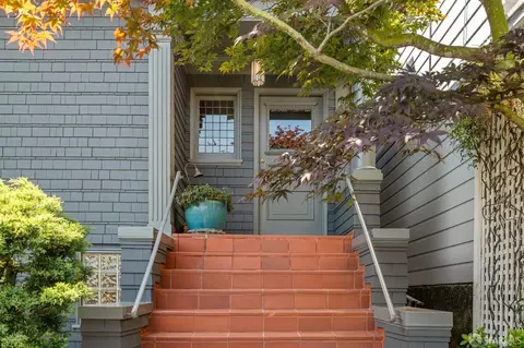 Exterior - 4789 19th St, San Francisco, CA 94114 photo 4 of 14