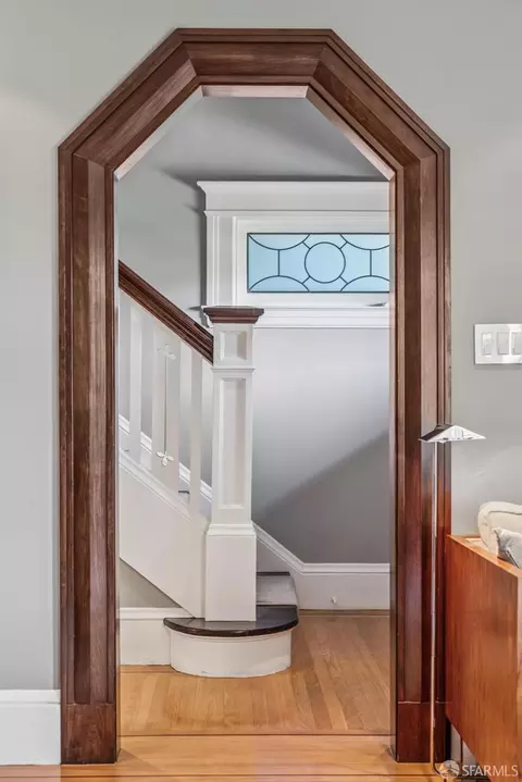 Entry Way - 4789 19th St, San Francisco, CA 94114 photo 3 of 6