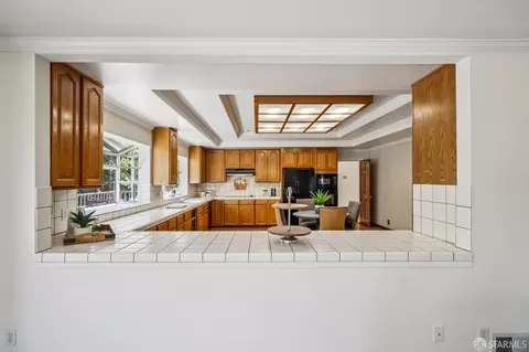 Kitchen - 25 Via Canon, Millbrae, CA 94030 photo 1 of 2