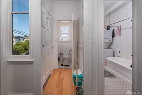 Entry Way - 1358 Clement St, San Francisco, CA 94118 photo 3 of 6