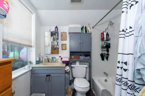 Bath - 1358 Clement St, San Francisco, CA 94118 photo 4 of 4