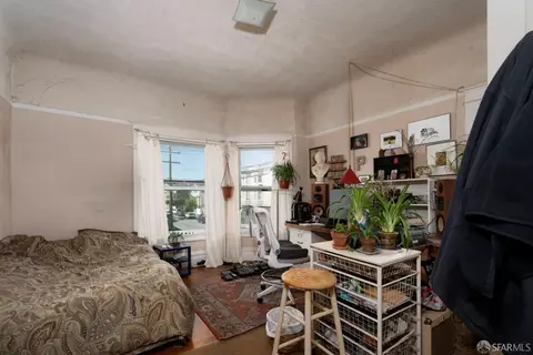 Bedroom - 1358 Clement St, San Francisco, CA 94118 photo 1 of 9