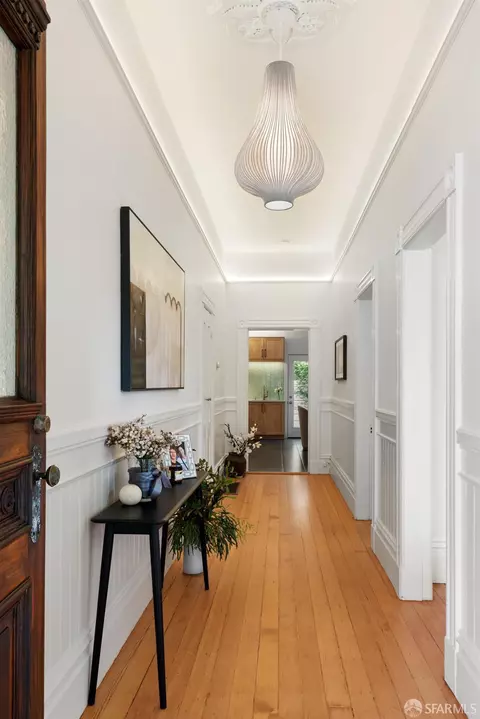 Entry Way - 249 Coleridge St, San Francisco, CA 94110 photo 3 of 5