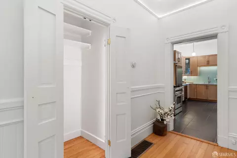 Entry Way - 249 Coleridge St, San Francisco, CA 94110 photo 2 of 5