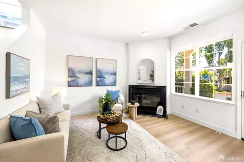 Living - 117 Concord Cir, Mountain View, CA 94040 photo 1 of 1