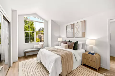 Bedroom - 117 Concord Cir, Mountain View, CA 94040 photo 1 of 8