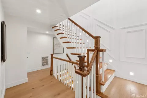 Entry Way - 1339 46th Ave, San Francisco, CA 94122 photo 1 of 3