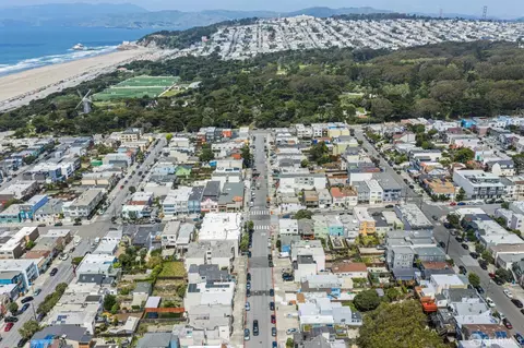 View/Area - 1339 46th Ave, San Francisco, CA 94122 photo 5 of 7