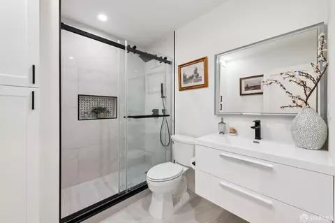 Bath - 1339 46th Ave, San Francisco, CA 94122 photo 2 of 3