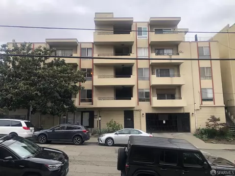320 Park View Ter #207, Oakland, CA 94610