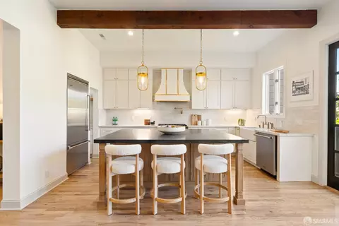 Kitchen - 281 Castro St, San Francisco, CA 94114 photo 1 of 10