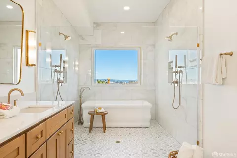 Bath - 281 Castro St, San Francisco, CA 94114 photo 5 of 12