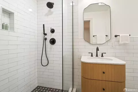 Bath - 281 Castro St, San Francisco, CA 94114 photo 3 of 12