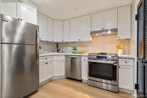 Kitchen - 281 Castro St, San Francisco, CA 94114 photo 10 of 10