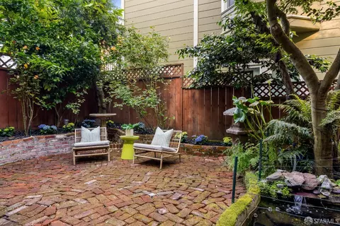 Exterior - 281 Castro St, San Francisco, CA 94114 photo 9 of 9