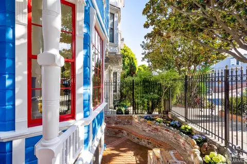 Exterior - 281 Castro St, San Francisco, CA 94114 photo 4 of 9