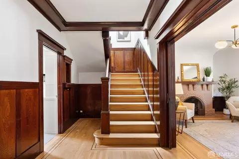 Entry Way - 54 Richland Ave, San Francisco, CA 94110 photo 3 of 9