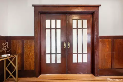 Entry Way - 54 Richland Ave, San Francisco, CA 94110 photo 4 of 9