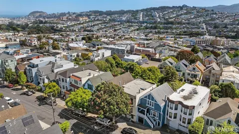 View/Area - 54 Richland Ave, San Francisco, CA 94110 photo 2 of 8