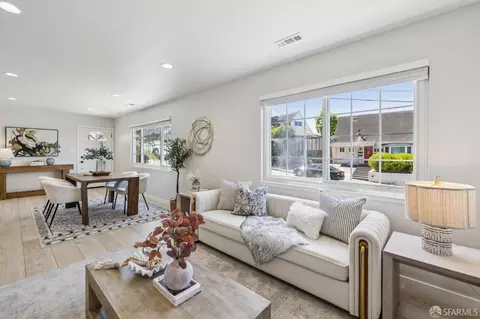 Living - 727 Lockhaven Dr, Pacifica, CA 94044 photo 1 of 4